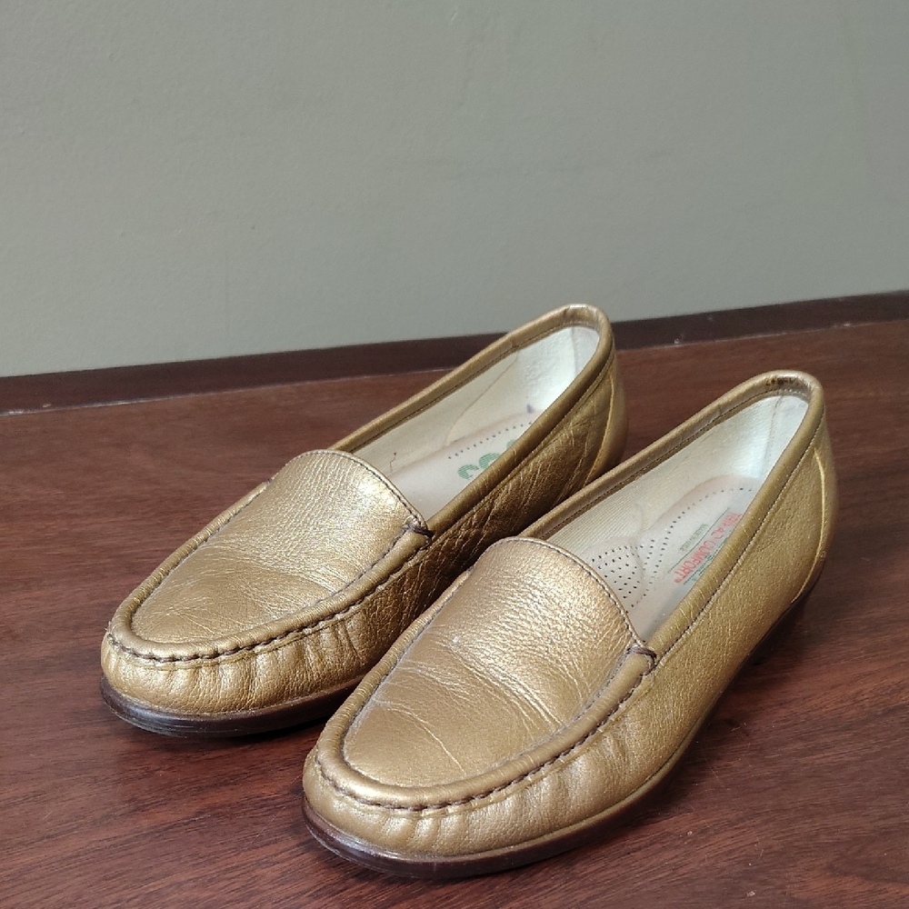 SAS Tripad Comfort Gold Colored Flats 7 1/2